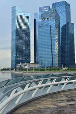 滨海湾金融中心(英文:marina bay financial centre,位于新加坡滨