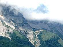 Épaulement sur une arête descendant sur Gresse-en-Vercors