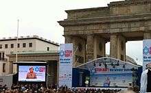 Angela Merkel prononçant un discours dénonçant l'antisémitisme (14 septembre 2014).