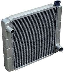 Radiateur de moteur de voiture