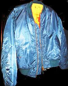 Bombers : blouson sans capuche.