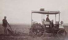 Charrue automobile en 1901.
