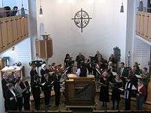 Chorale et orchestre en disposition historique