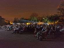 Festival de cinéma de plein air de Visan (France).