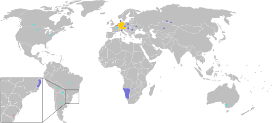 Répartition des pays locuteurs allemands dans le monde :
     L'allemand est la langue (co-)officielle (de jure ou de facto) et la langue maternelle de la majorité de la population
     L'allemand est une langue co-officielle, mais n'est pas la langue maternelle de la majorité de la population
     Carrés: L'allemand (ou une varieté d'Allemand) est reconnue légalement comme minorité linguistique; Solide: Langue nationale (Namibie)
     Dialecte alémanique parlé par une minorité appréciable (>50.000), mais sans statut officiel
