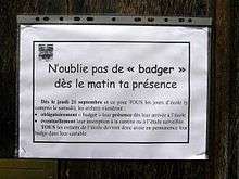 Rappel de l’obligation de pointer à l’école. En arrivant à l’école, l’enfant doit sélectionner sur une borne les services qu’il veut utiliser dans la journée, et notamment celui de la cantine.