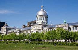 Le marché Bonsecours vue du Vieux-Port