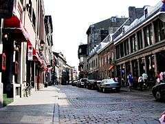 La rue Saint-Paul, dans le Vieux-Montréal