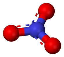 Modèle boules et bâtonnets de la structure de l'ion nitrate.