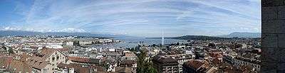 Panorama de la rade de Genève.