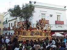 Procession du « mystère de l'olivier » durant la semaine sainte de 2006 à El Puerto de Santa María (Cadix, Espagne).