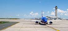 Taxiway de l'aéroport de Denver