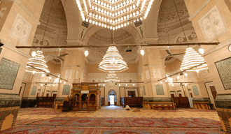 Intérieur de la mosquée Sidi Mahrez.