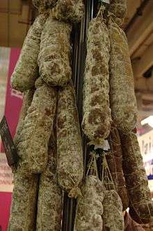 Saucissons secs.