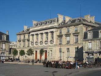 Université Bordeaux 2 (site de la Victoire, ancienne faculté de pharmacie).
