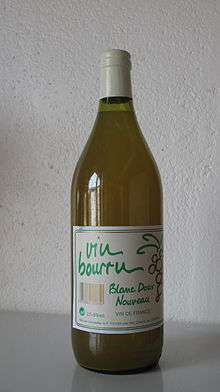 Bouteille de vin bourru