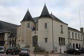 Hôtel de ville de Doué-la-Fontaine.