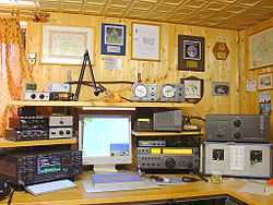 现代数字化电脑式无线电发报机